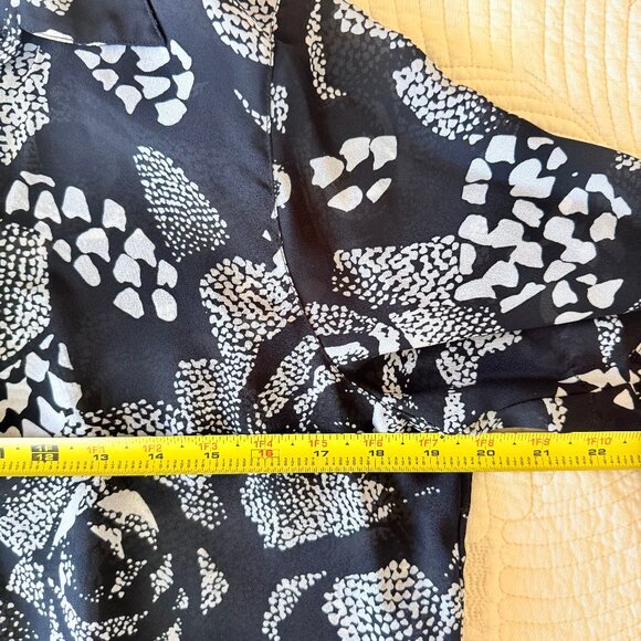 Vintage Alfred Dunner Sheer Black and White Rose Blouse & Skirt Set Size 8 & 10 - Picture 11 of 17